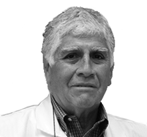 Dr. Javier Ramírez Acosta